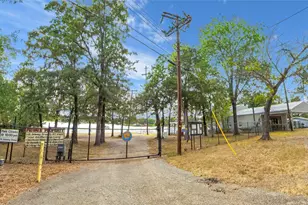 142 Lowe Dr, Mabank, TX 75156 - Photo 28