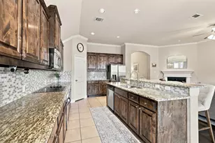 9848 Brazoria Trl, Fort Worth, TX 76126 - Photo 10