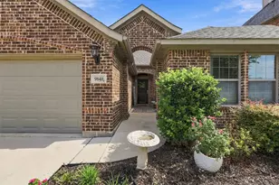 9848 Brazoria Trl, Fort Worth, TX 76126 - Photo 2