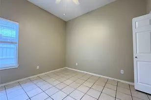 6415 Redstone Dr, Arlington, TX 76001 - Photo 16
