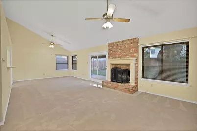 2118 Churchill Downs Drive, Arlington, TX 76017 - Photo 4