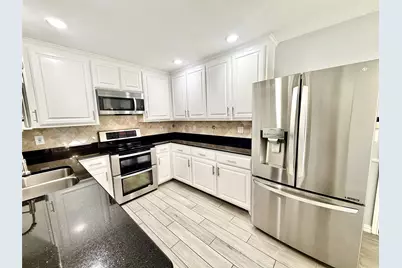 1647 Kingspoint Drive, Carrollton, TX 75007 - Photo 12