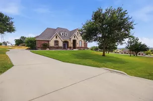 9900 Harbour View Ln, Fort Worth, TX 76179 - Photo 2