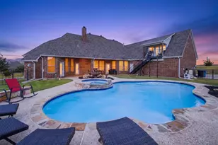 9900 Harbour View Ln, Fort Worth, TX 76179 - Photo 4