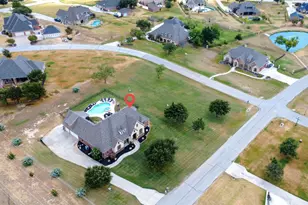 9900 Harbour View Ln, Fort Worth, TX 76179 - Photo 6