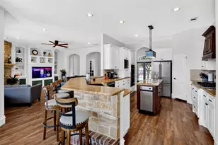 9900 Harbour View Ln, Fort Worth, TX 76179 - Photo 16