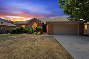 103 Buckskin Dr, Waxahachie, TX 75167 - Photo 4