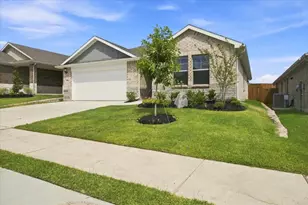 2109 Rannoch St, Sherman, TX 75092 - Photo 2
