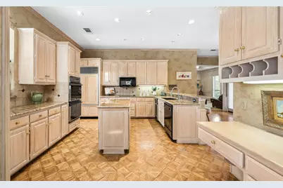 4428 Hollow Oak Drive, Dallas, TX 75287 - Photo 18
