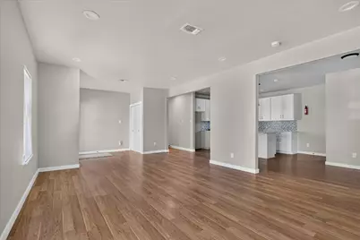 6123 E Grand Avenue #1, Dallas, TX 75223 - Photo 8