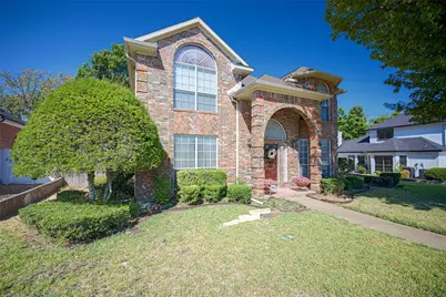 105 Boulder Creek Drive, DeSoto, TX 75115 - Photo 2