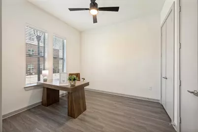 5885 Calmont Avenue #6107, Fort Worth, TX 76107 - Photo 4