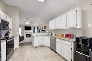 6929 Wooddale Dr, Watauga, TX 76148 - Photo 16