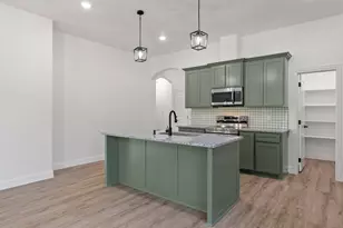 101 N Oak St, Ector, TX 75439 - Photo 8
