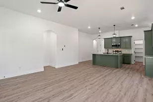 101 N Oak St, Ector, TX 75439 - Photo 16