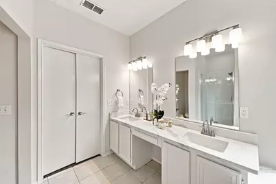 337 Bluewood Lane, Lake Dallas, TX 75065 - Photo 18
