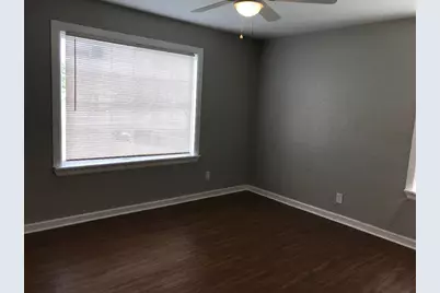 1956 E Illinois Avenue, Dallas, TX 75216 - Photo 10