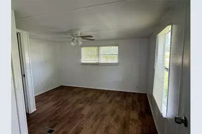 3277 Hidalgo #B, Waxahachie, TX 75167 - Photo 6