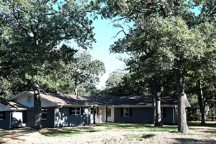 17 Circle Dr, Denison, TX 75021 - Photo 1