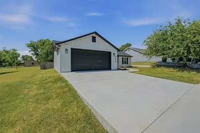 324 Hillcroft Road, Fort Worth, TX 76108 - Photo 2