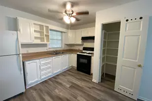 425 Wanda Way, Hurst, TX 76053 - Photo 2
