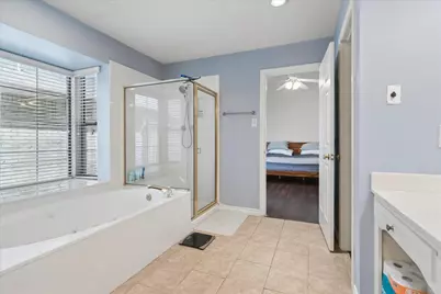 924 McCoy Drive, Irving, TX 75062 - Photo 22