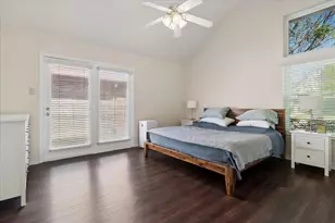 924 McCoy Dr, Irving, TX 75062 - Photo 20