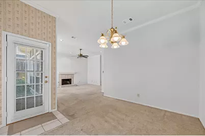 9711 Springtree Lane, Dallas, TX 75243 - Photo 14