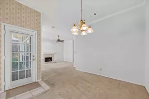 9711 Springtree Ln, Dallas, TX 75243 - Photo 14