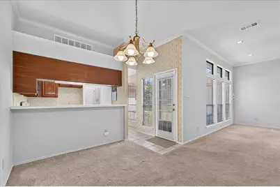 9711 Springtree Lane, Dallas, TX 75243 - Photo 12