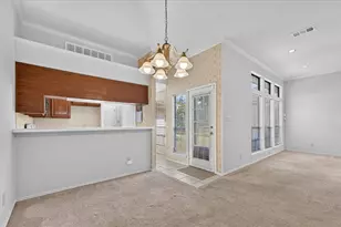 9711 Springtree Ln, Dallas, TX 75243 - Photo 12