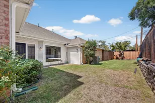 9711 Springtree Ln, Dallas, TX 75243 - Photo 34
