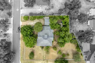 210 S Corporation St, Hillsboro, TX 76645 - Photo 24
