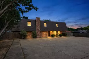 2149 Fleur De Lis Ct, Arlington, TX 76012 - Photo 32