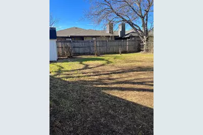 3012 Barrington Court, Arlington, TX 76014 - Photo 14