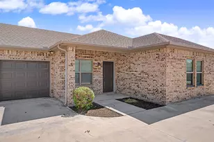 213 Stewart Bend Ct, Azle, TX 76020 - Photo 1