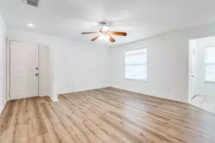 204 Gerrish St, McKinney, TX 75069 - Photo 2