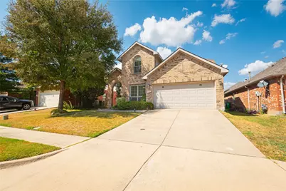 8216 Livingston Lane, McKinney, TX 75072 - Photo 2