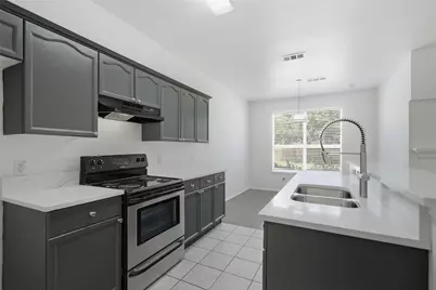 1504 Park Lane Drive, Lewisville, TX 75067 - Photo 6