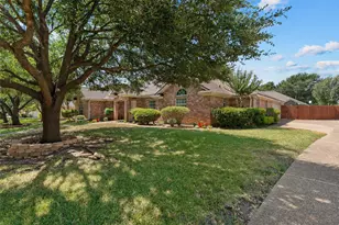 1209 Heatherwood, Hewitt, TX 76643 - Photo 4