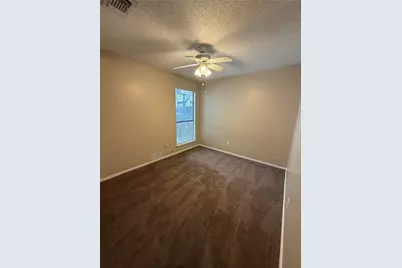 425 Horse Shoe Bend, Mesquite, TX 75149 - Photo 4