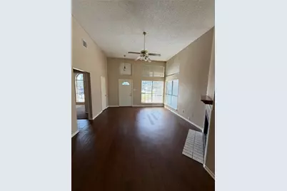425 Horse Shoe Bend, Mesquite, TX 75149 - Photo 2