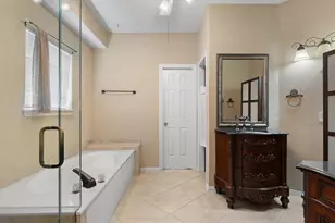 1404 Land Dr, Plano, TX 75093 - Photo 6