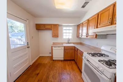 3802 Poinsettia Drive, Dallas, TX 75211 - Photo 2