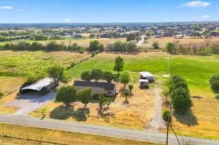 5855 Ge Horton Rd, Justin, TX 76247 - Photo 32