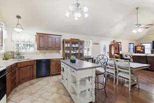 5855 Ge Horton Rd, Justin, TX 76247 - Photo 10