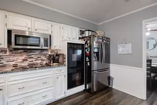 214 Bexar Dr, Highland Village, TX 75077 - Photo 8