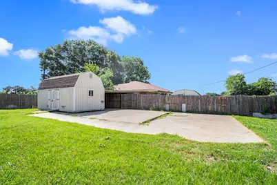 826 Meadowlark Circle, Granbury, TX 76049 - Photo 18