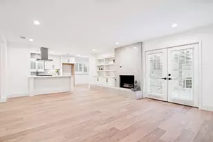 3817 Crestpark Dr, Farmers Branch, TX 75244 - Photo 6