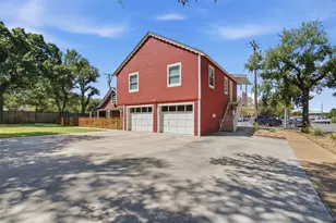 700 Cherry St, Graham, TX 76450 - Photo 28